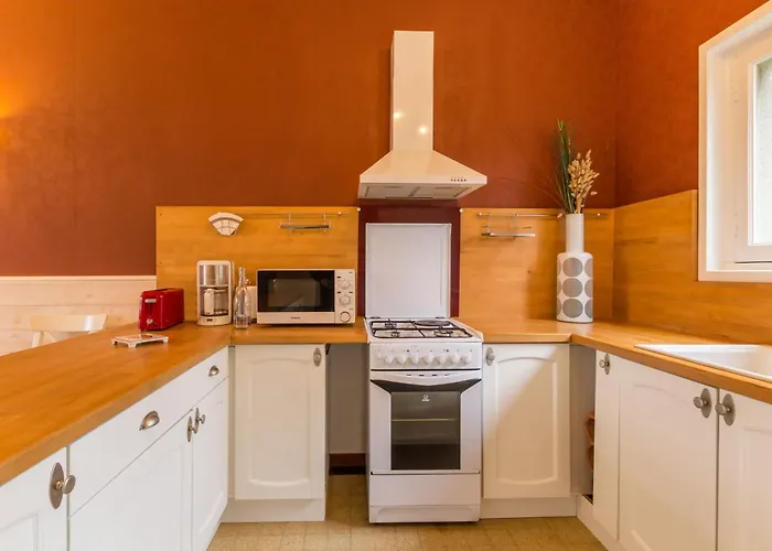 Les De La Laiterie De *